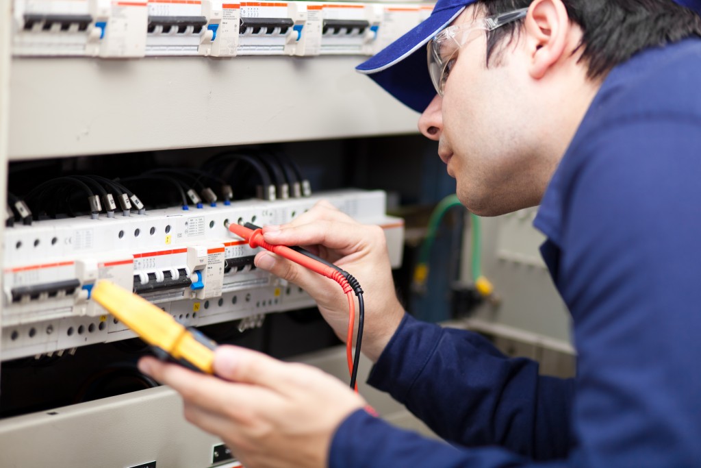 Occupational Safety Tips for Electricians Powell Renovations